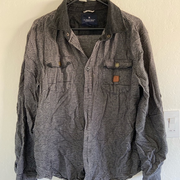 Stripped button down👻 - Picture 1 of 4